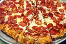 Why You Ate 23 Pounds of Pizza Last Year